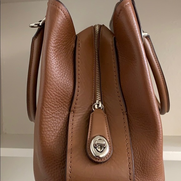 Coach Brooklyn Carryall 28 in Fatigue (Dark Tan) - Picture 5 of 8